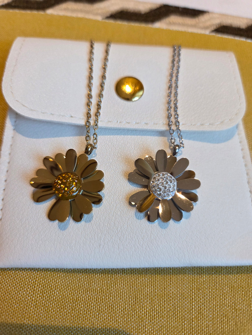 Daisy Necklace
