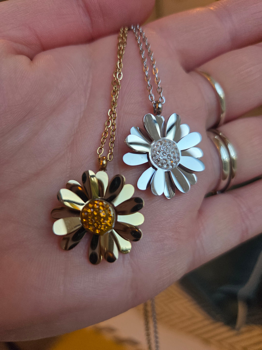 Daisy Necklace